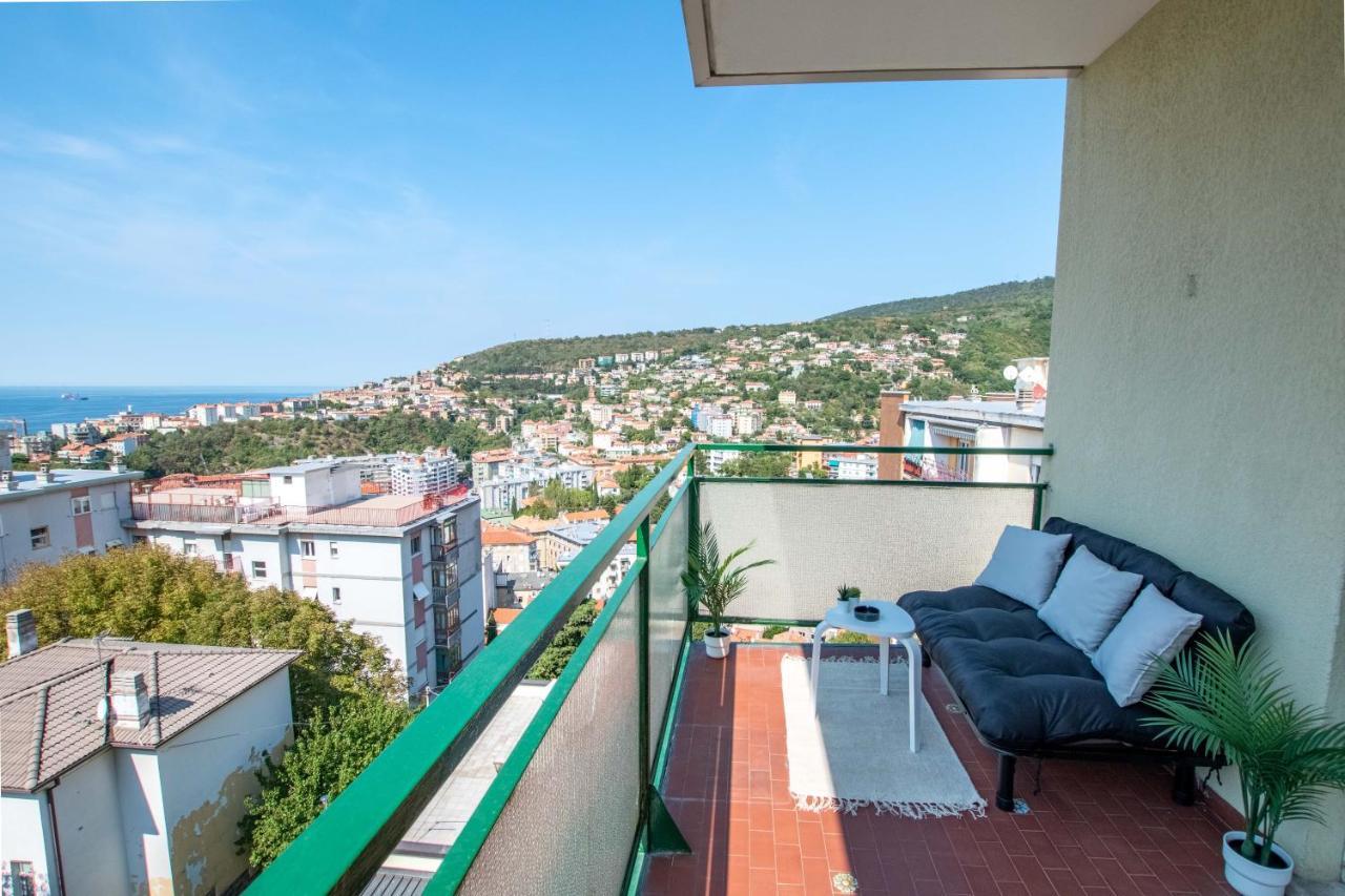 Free Parking -6 Posti Letto E Terrazzo Vista Mare Apartment Trieste Exterior photo