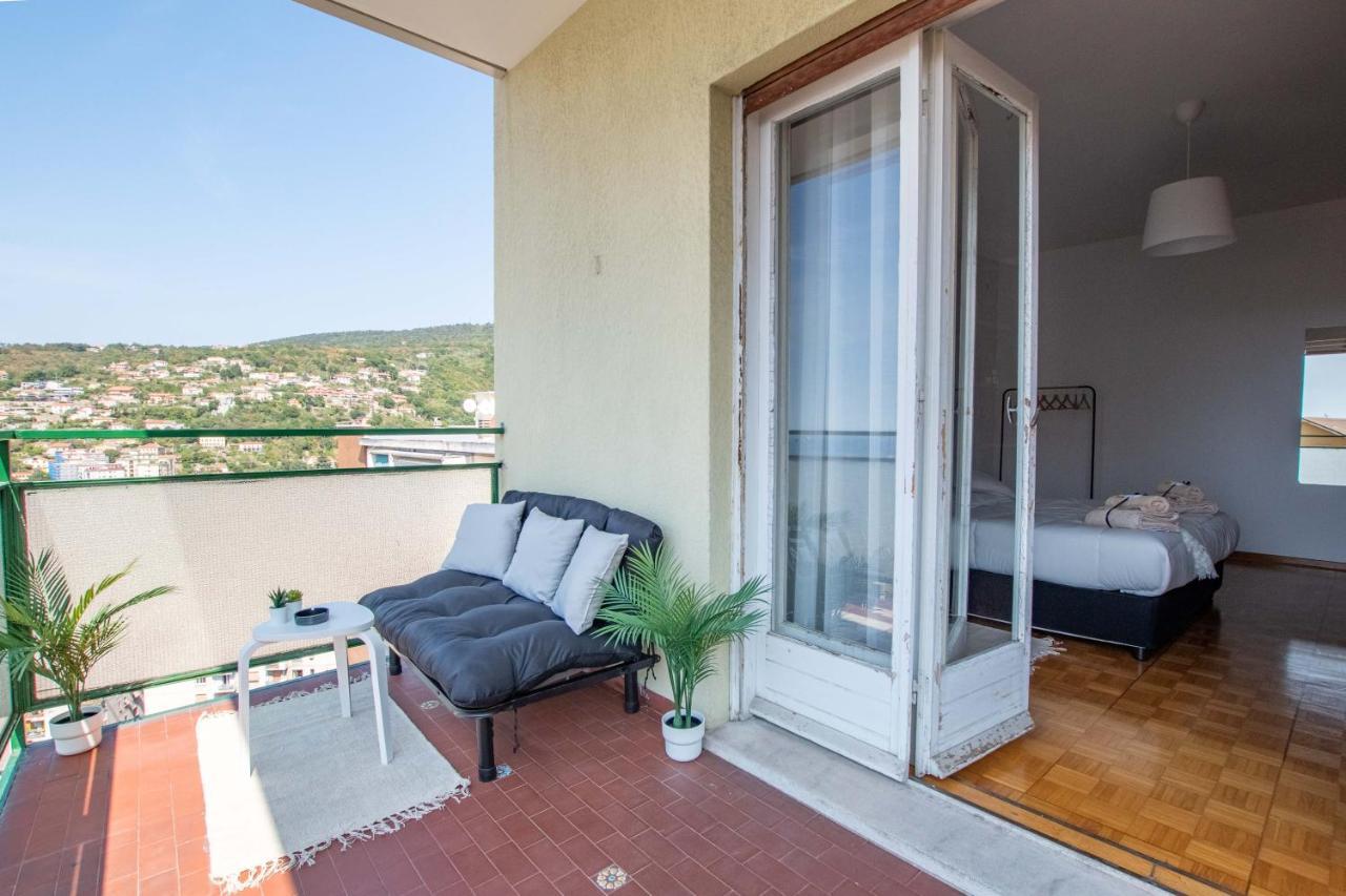 Free Parking -6 Posti Letto E Terrazzo Vista Mare Apartment Trieste Exterior photo