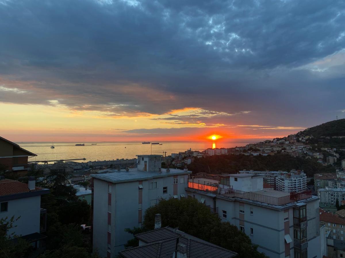 Free Parking -6 Posti Letto E Terrazzo Vista Mare Apartment Trieste Exterior photo